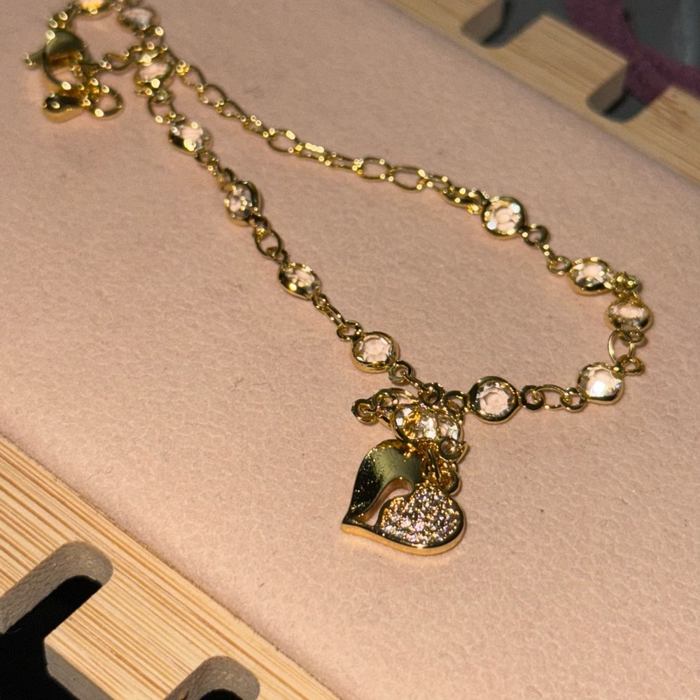 Oro Laminado Gold Heart Charm Bracelet